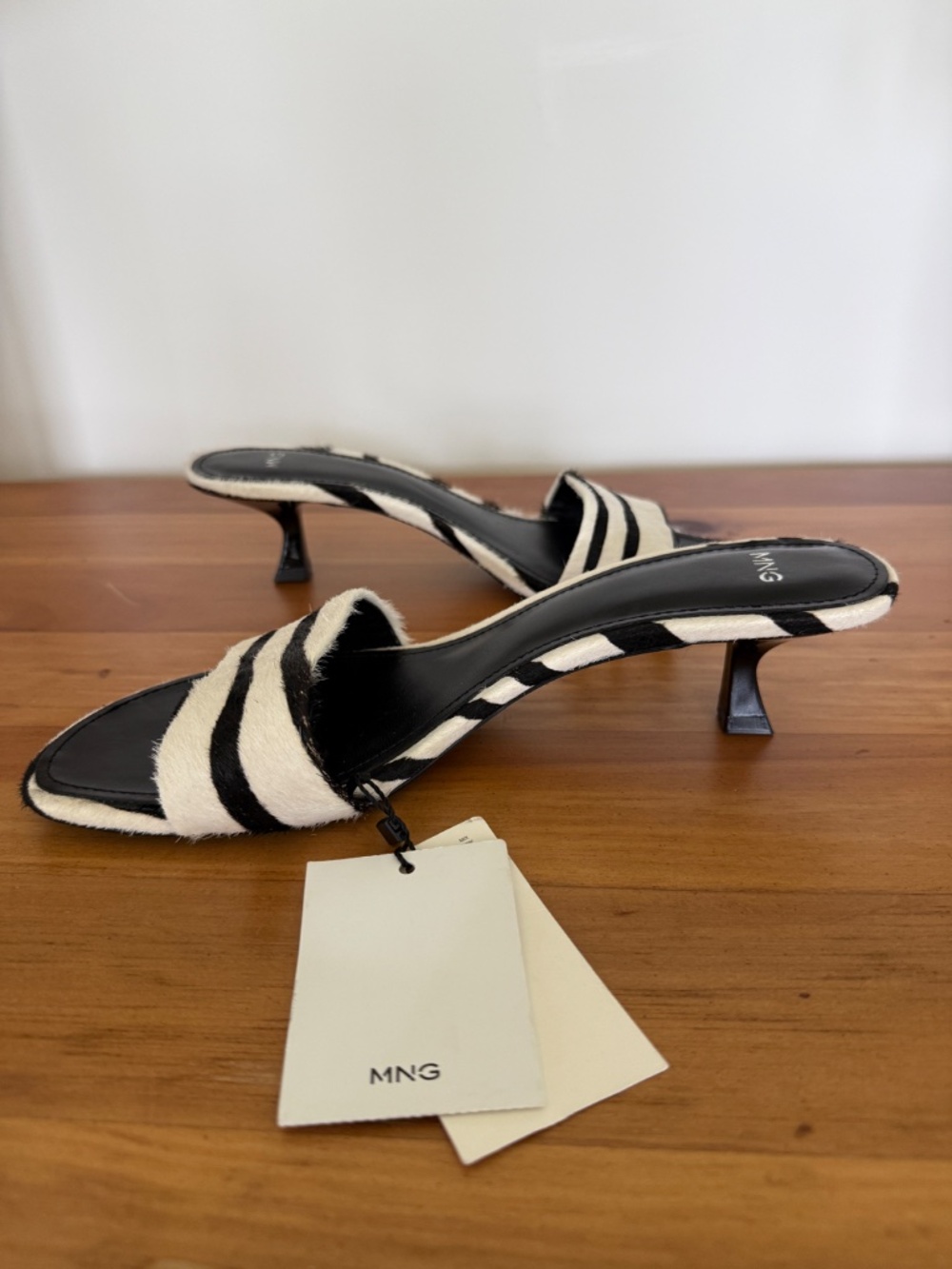 Mango Zebra Print leather Kitten Heel Sandal NWT - Picture 2 of 6
